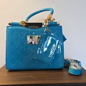 NWT bebe Glossy Turquoise Patent Satchel with Card Holder